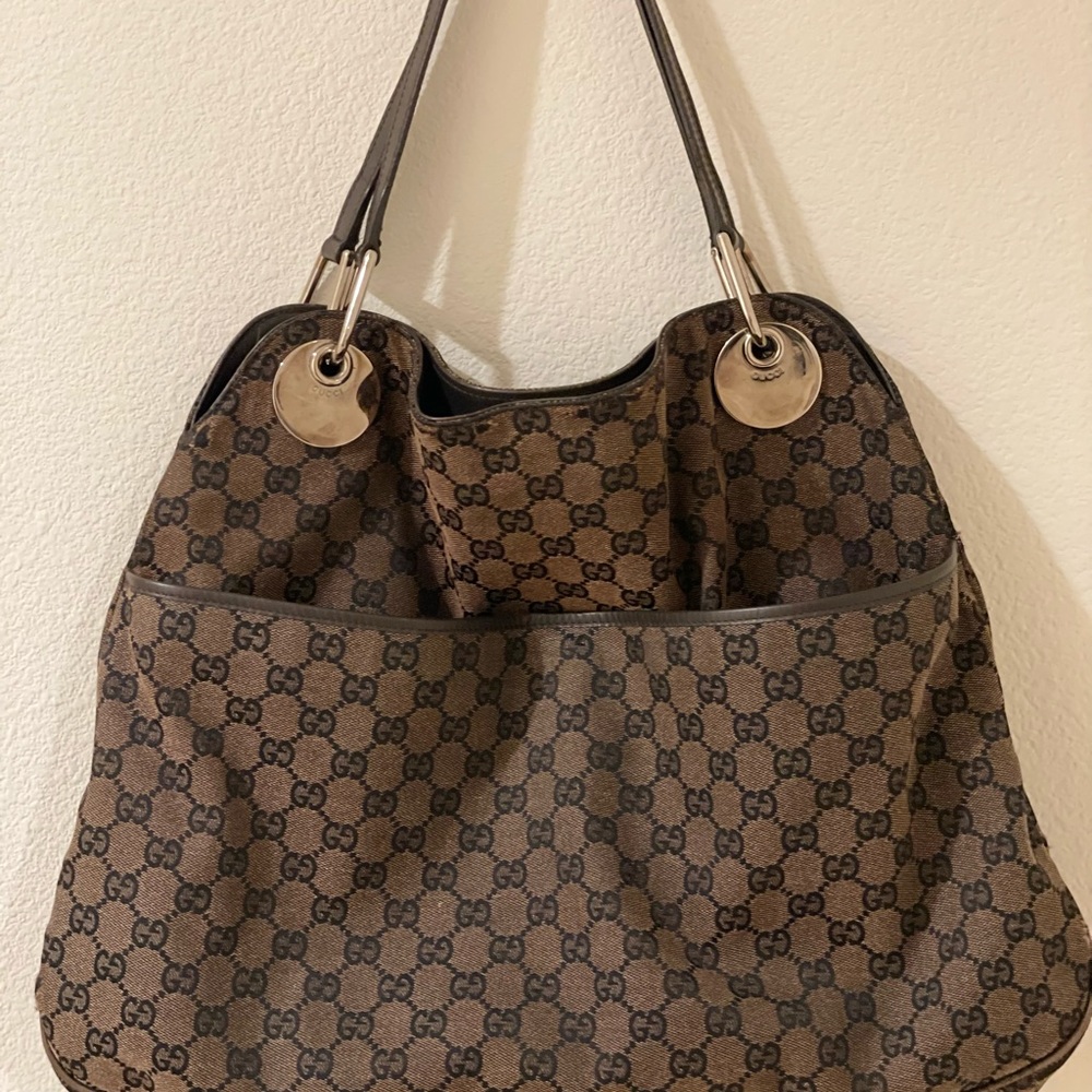 AUTHENTIC GUCCI MONOGRAM PURSE